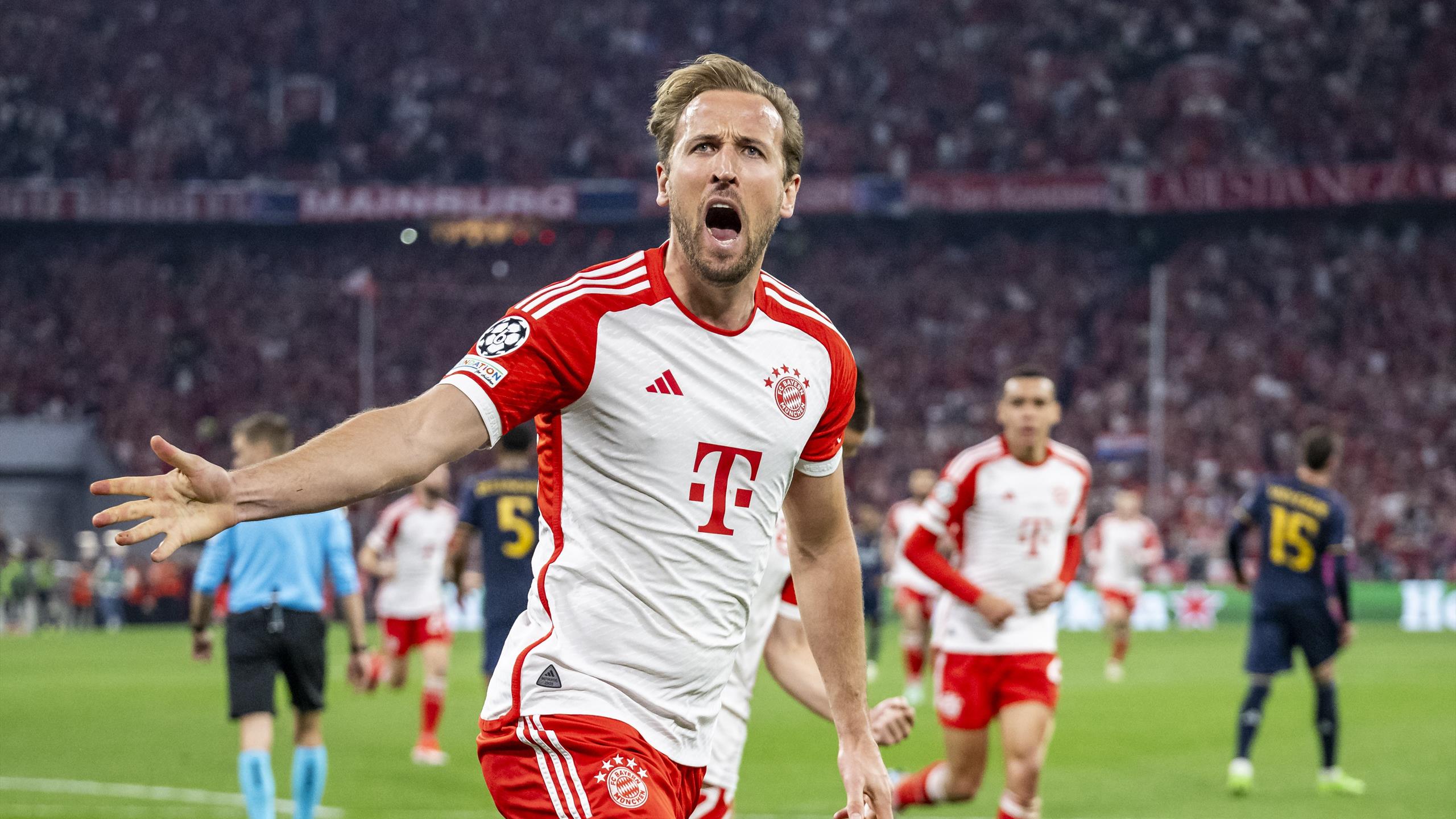 Harry Kane rực sáng với cú hat-trick trong trận đấu giữa Bayern và Bochum